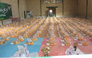 توزیع ۱۵۰۰ سبد میوه در رزمایش یلدای مهدوی در رشتخوار