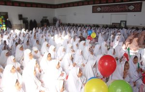 جشن تکلیف 500 دانش‌آموز دختر در رشتخوار